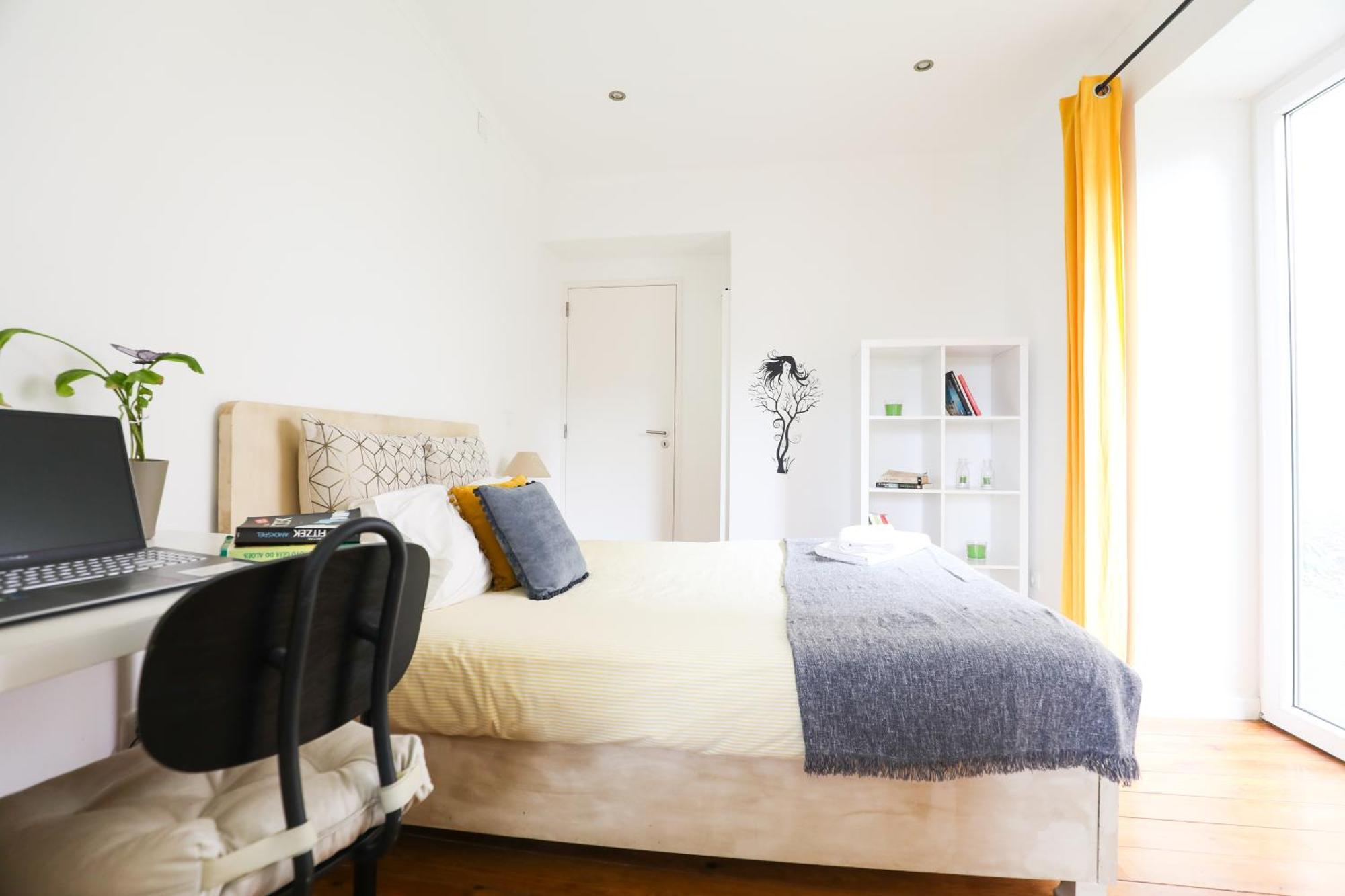Palette 3br With Terrace And Patio